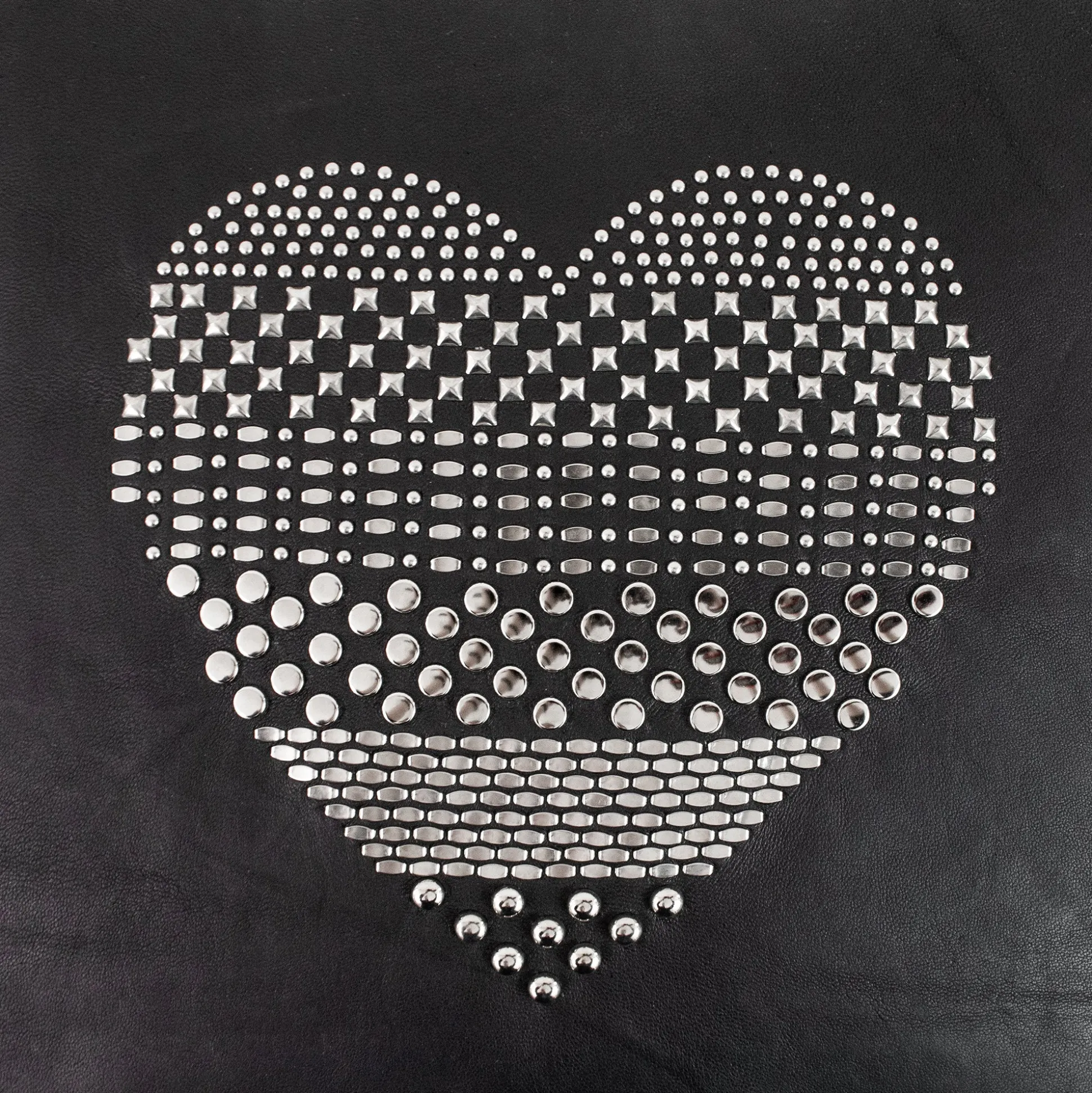 corazon_pillow__includes__2.webp Calleen Cordero Corazon Pillow (Includes Pillow Insert) 20" X 20" | Pillows