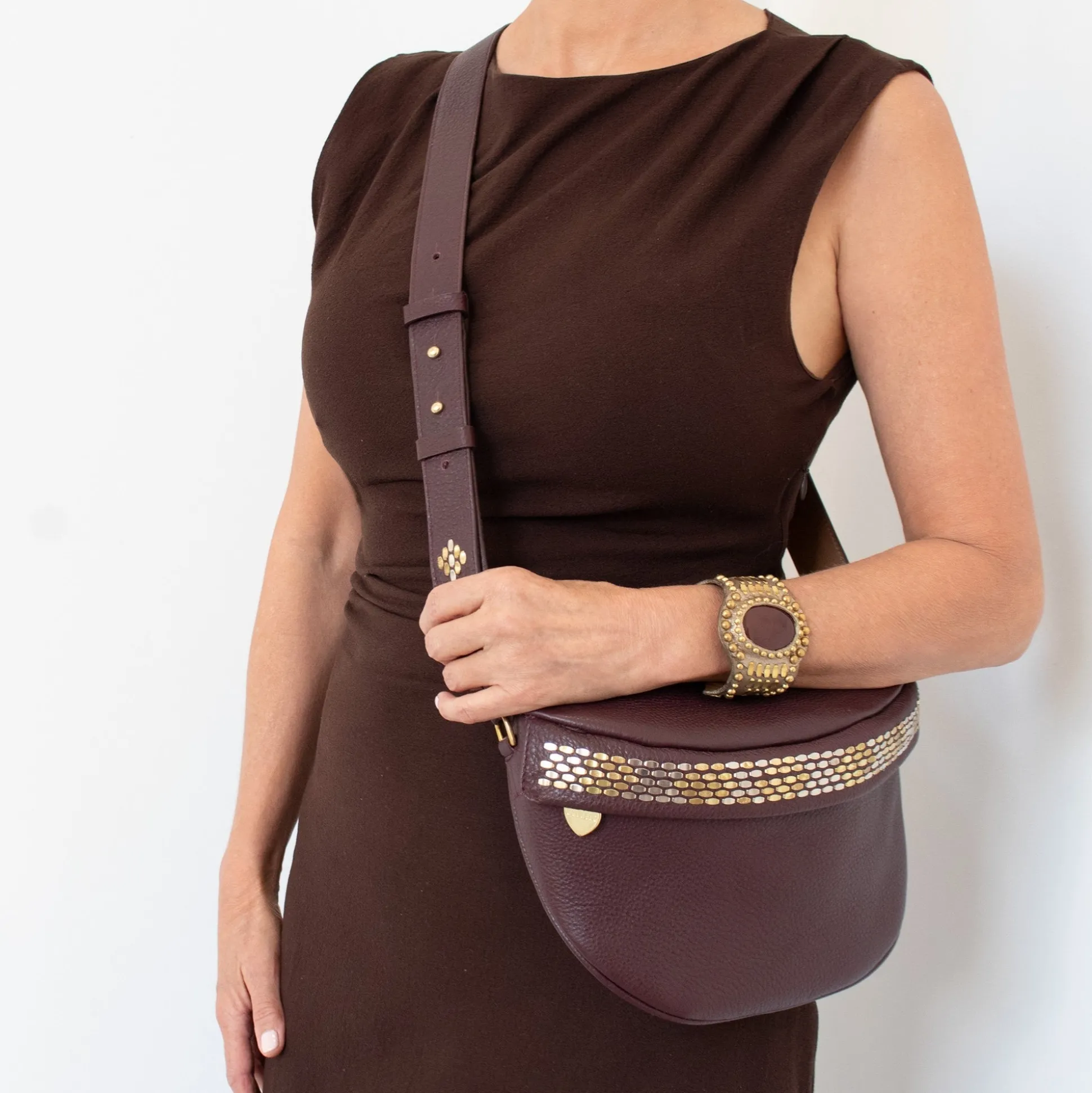 jem_crossbody_19.webp Calleen Cordero Jem Crossbody | Messengers