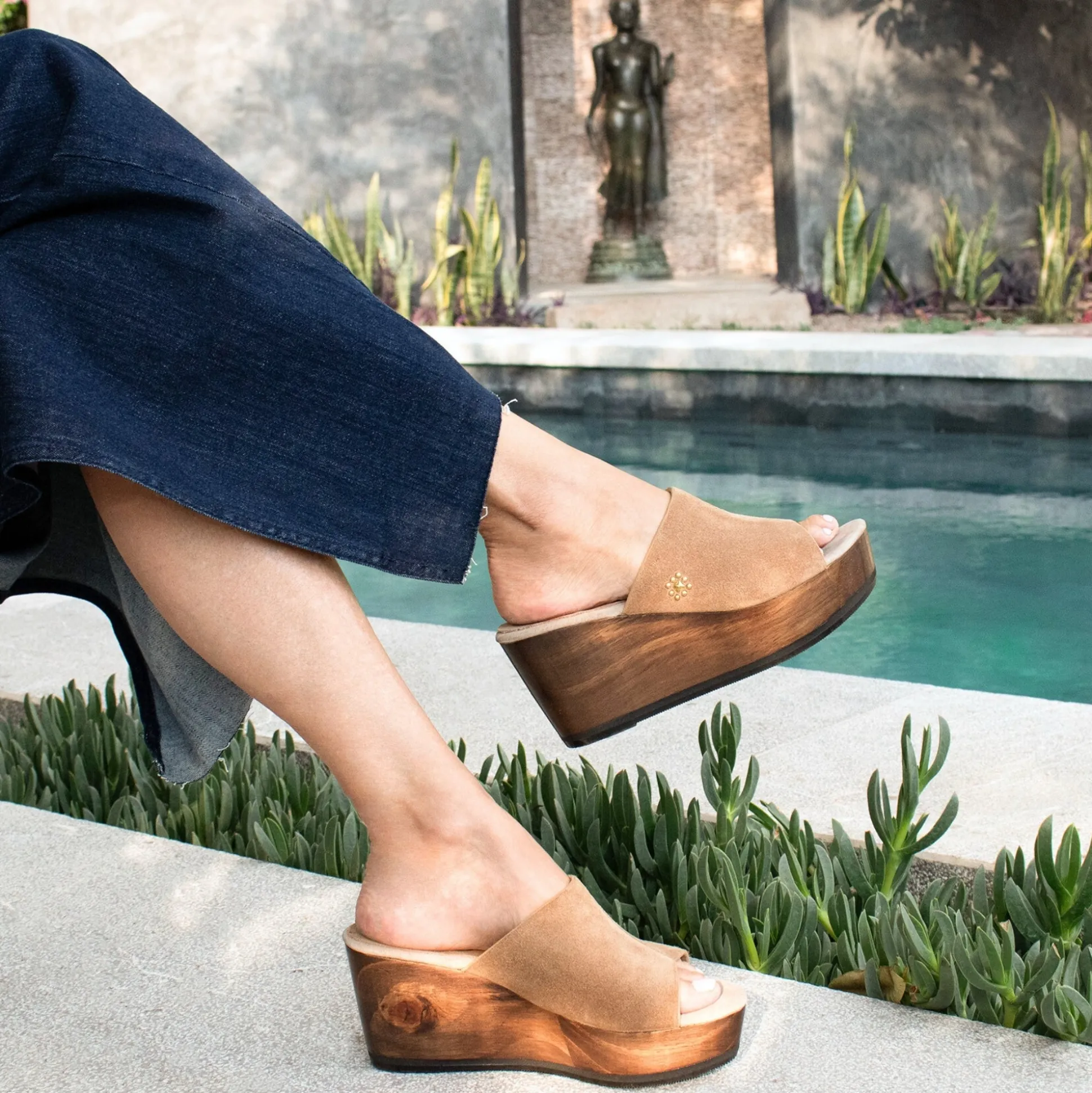loki_a_wedge_8.webp Calleen Cordero Loki A20 Wedge | Wedges